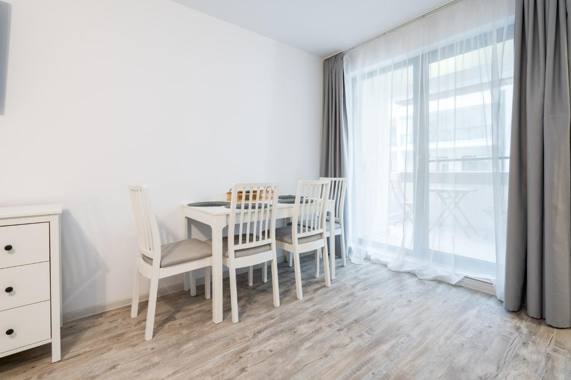 9 - Stylish In Roka Appartamento Bucarest